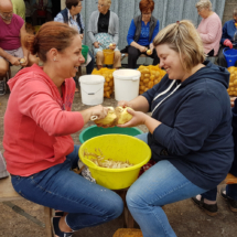 Epluchage des pommes de terre 1